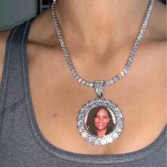 Custom Pendant Necklaces - Picture 5 of 5